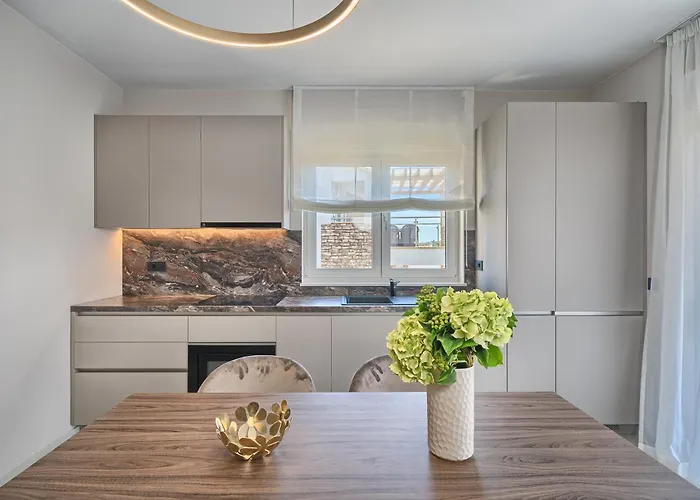 Franc 2 Apartment Primosten