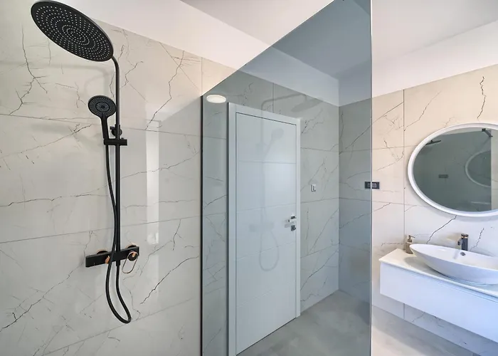 Franc 2 Apartment Primosten